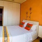 아파트 Penthouse Retreat 브라쇼브
