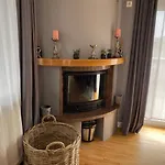 아파트 Penthouse Retreat