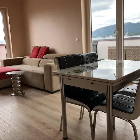 Apartment Penthouse Retreat *
